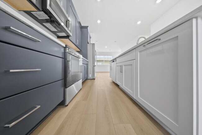 Building Photo - 17538 Northlake Grv Dr