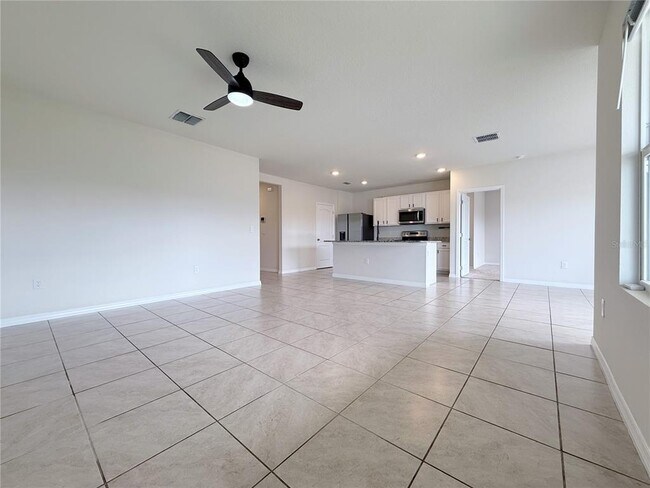 Building Photo - 2703 Rowan St