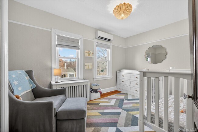 Building Photo - 121 Morris Ave