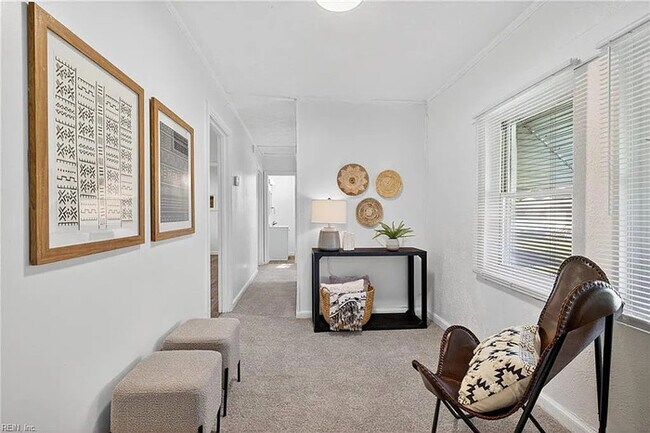 Building Photo - 1128 43rd St