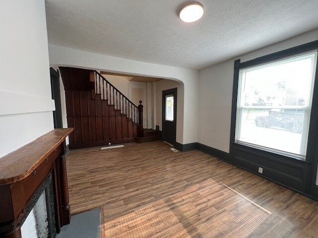Building Photo - 453 N 6th St
