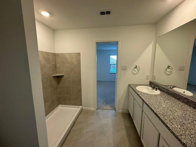 Building Photo - 2824 Eppright Dr