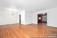 Building Photo - 327 Altgelt Ave