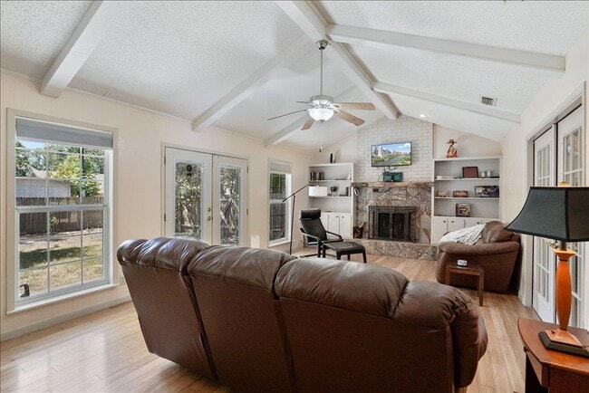 Building Photo - 4611 Cedargrove Dr