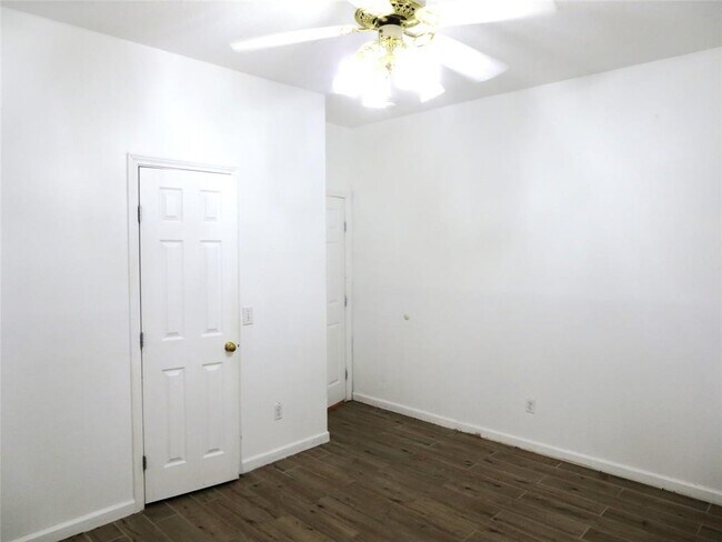 Building Photo - 13622 Anderson Woods Dr