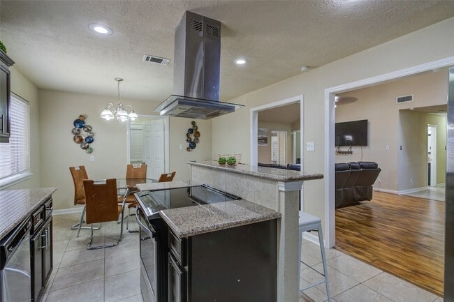 Building Photo - 6614 Winkleman Rd