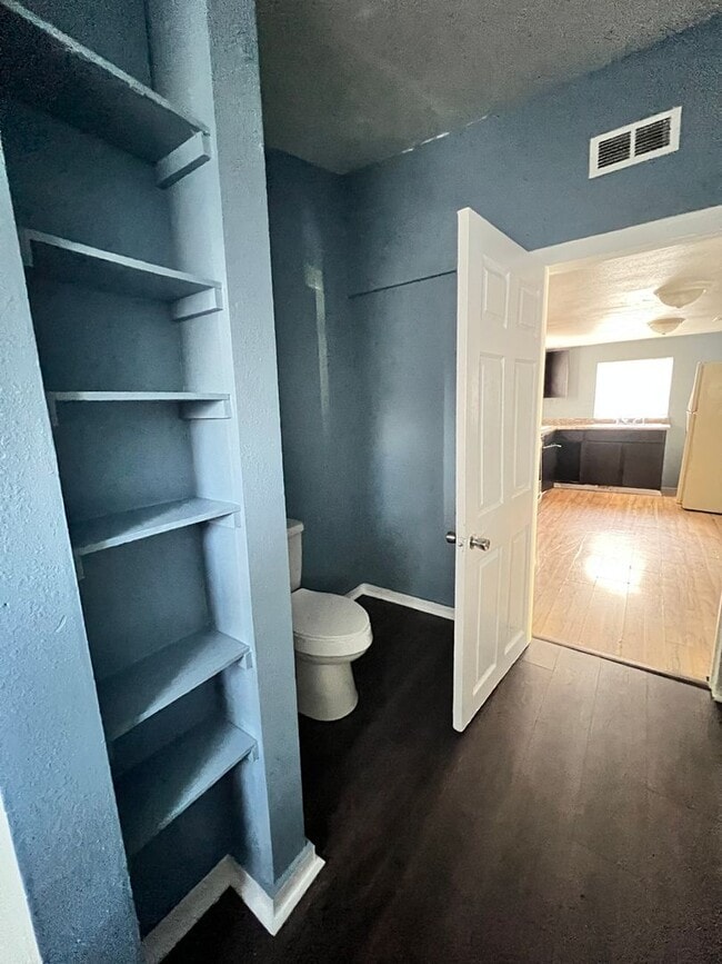 Building Photo - Two bedroom one bathroom located house on corner lot