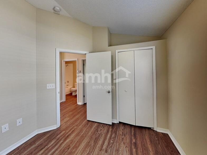 Building Photo - 6315 Rose Rush Ct