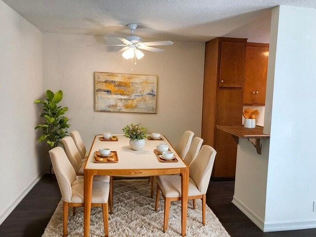 Building Photo - 3726 Keystone Ave