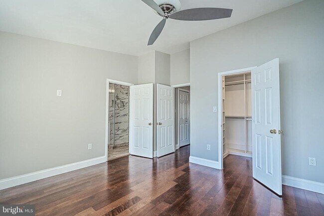 Building Photo - 44171 Paget Terrace