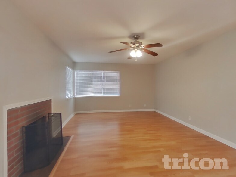 Building Photo - 362 Rio Del Mar