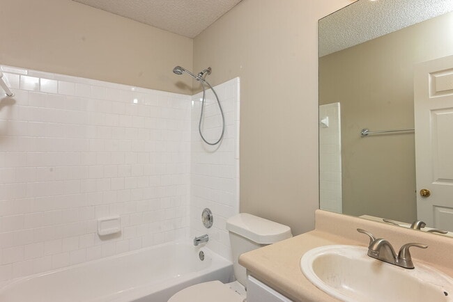 Building Photo - 3714 Heyford Ct