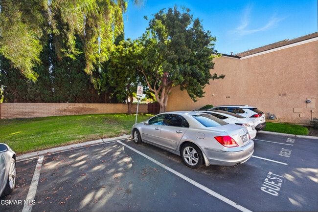 Building Photo - 1425 Clayton Way