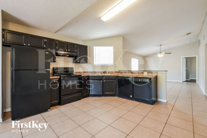 Building Photo - 7564 Groveoak Dr