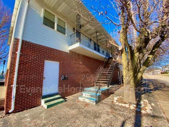 Building Photo - 204 N Lafayette Ave