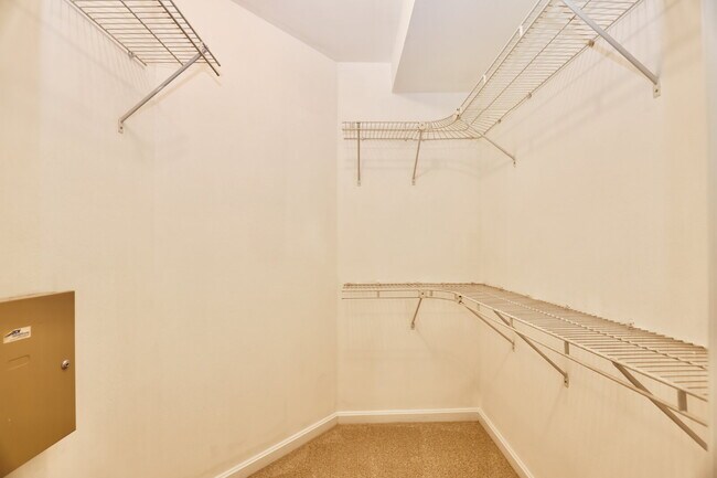 Building Photo - Welcome Home!