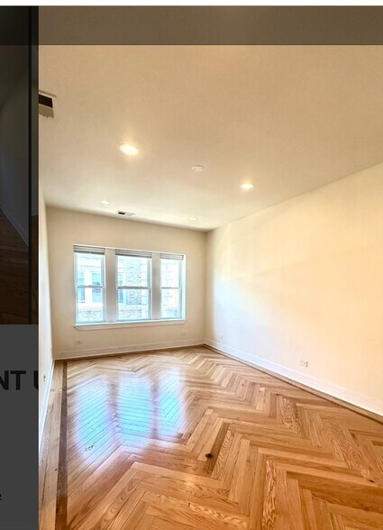 Building Photo - 1155 W Lunt Ave