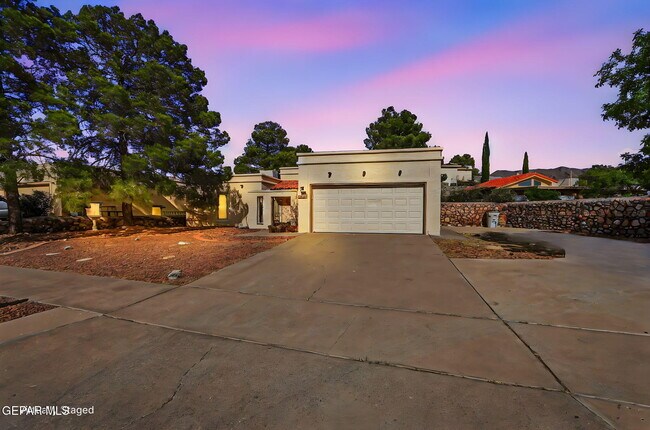 Building Photo - 604 La Chapa Ave