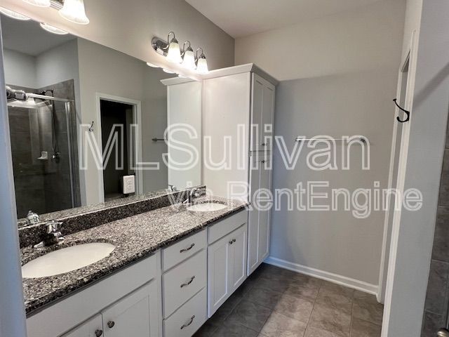 Building Photo - 1105 Commack Dr