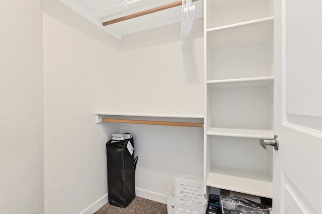Building Photo - 5643 E Bollo St
