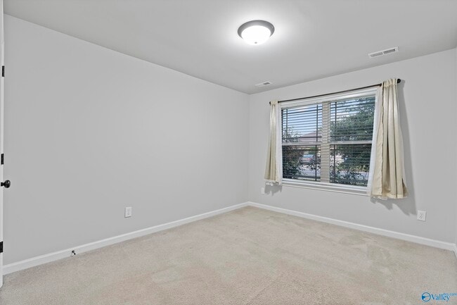 Building Photo - 118 Beaver Brook Pl