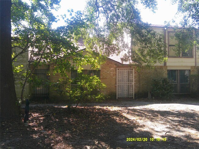 Building Photo - 12219 Wild Pine Dr