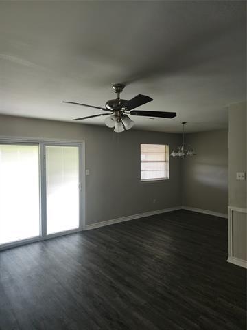 Building Photo - 524 Wallace Dr
