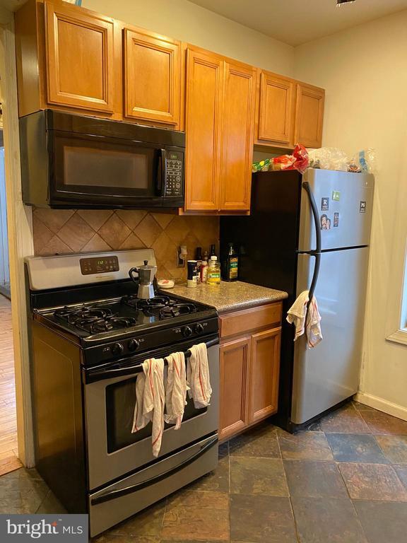 Building Photo - 3212 Winter St