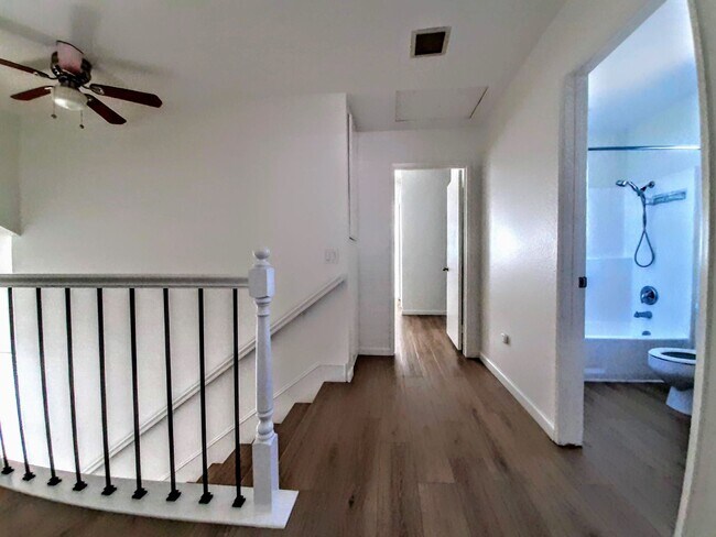 Building Photo - 8928 Sage Ct