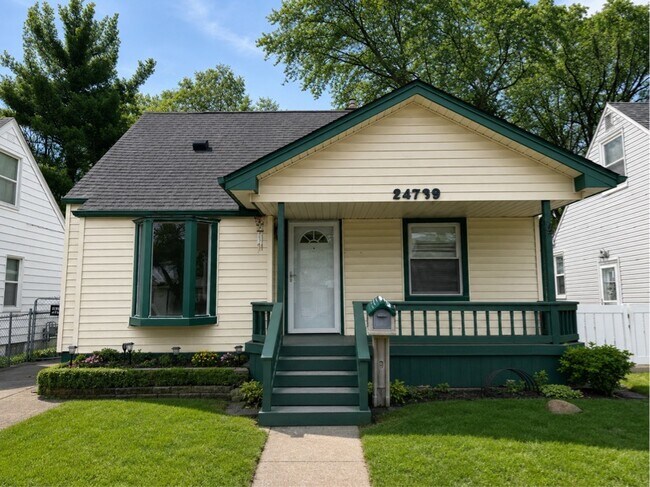 Building Photo - 24739 Colgate St