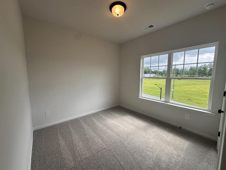 Building Photo - 59 Professional Pl