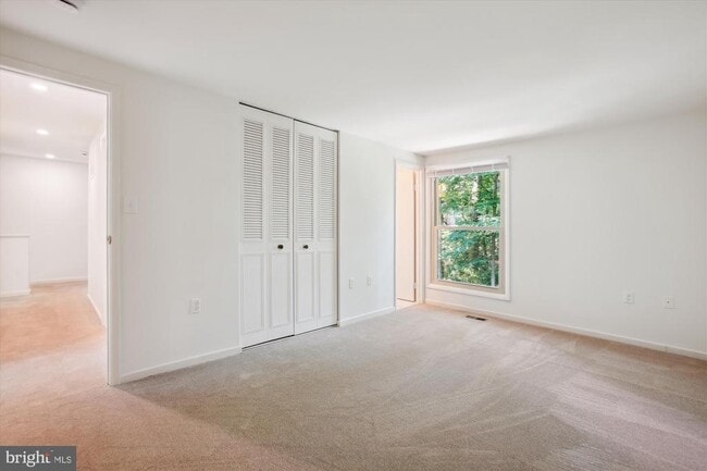 Building Photo - 11571 Shadbush Ct