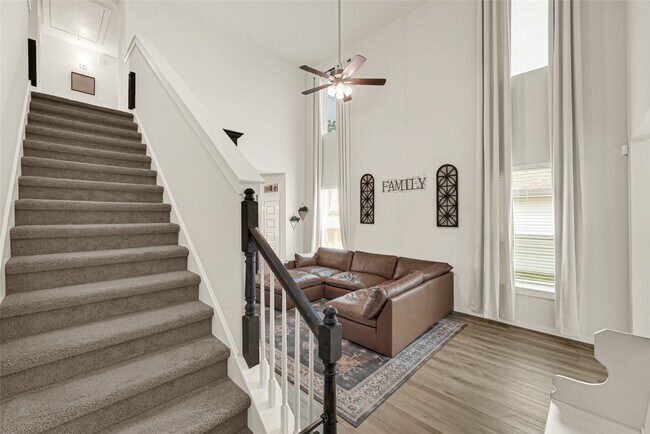 Building Photo - 30260 Kingston Heath Dr