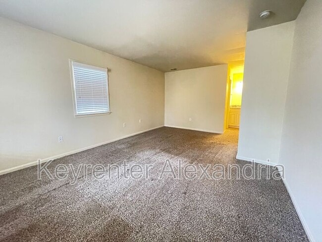 Building Photo - 13013 Caton Pl