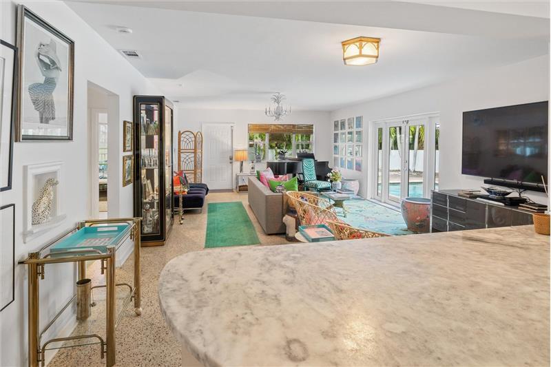 Building Photo - 202 32nd St