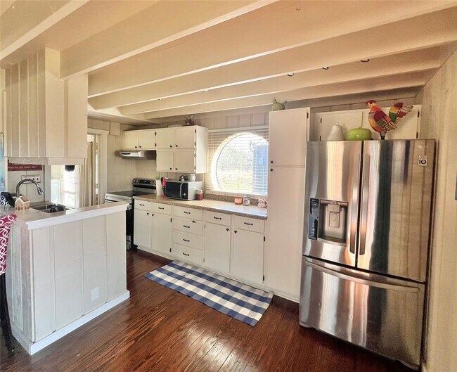 Building Photo - 128 Topspin Cir