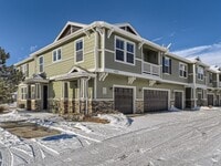 Building Photo - Evolve Real Estate: Spacious 2 Bed 2 Bath Condo with Attached Garage in Parker!