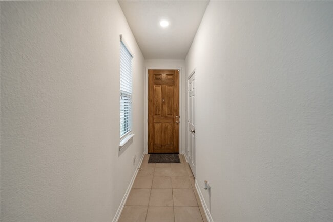 Building Photo - 6218 Morning Fern Ln
