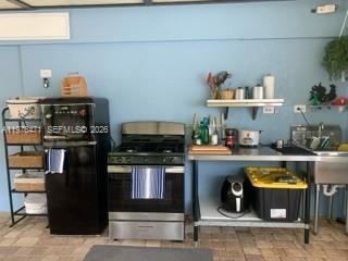 Building Photo - 919 Lobster Ln