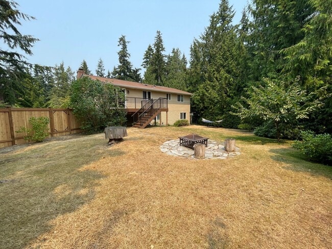 Building Photo - 5004 99th St SW