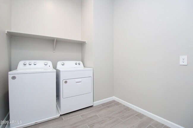 Building Photo - 17042 N 50th Way
