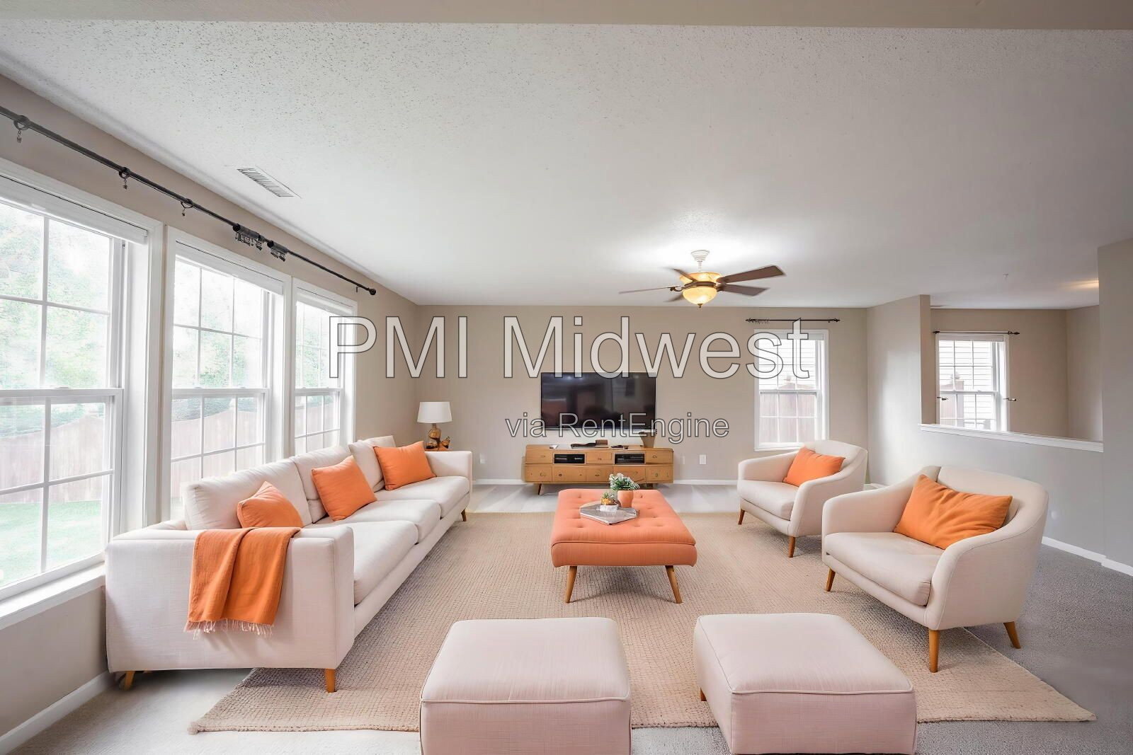 Building Photo - 2143 Olympia Dr