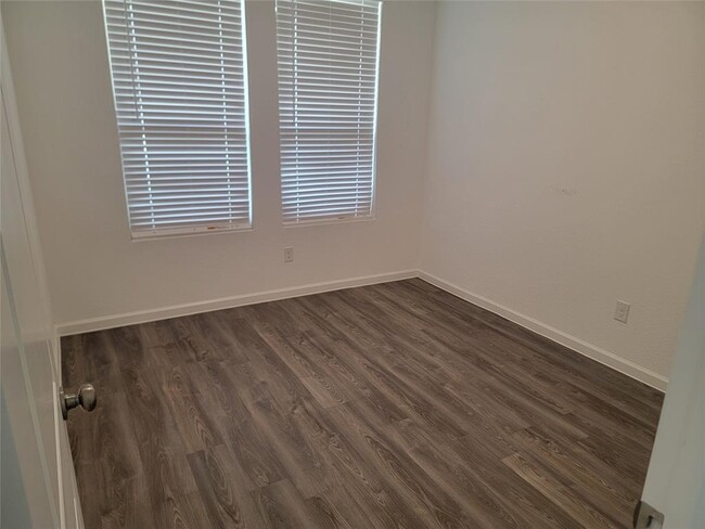 Building Photo - 29414 Amber Pne Ct