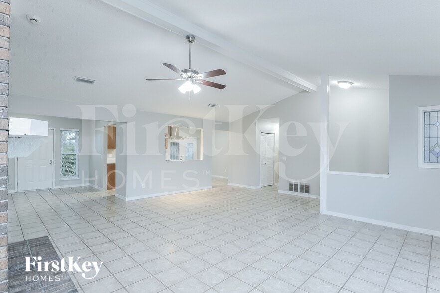 Building Photo - 2391 Stonebridge Dr