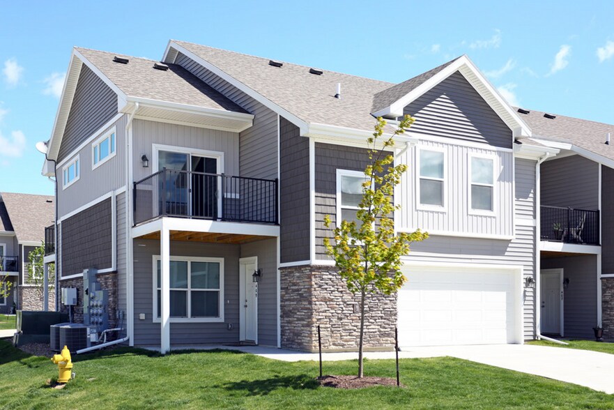 Interior Photo - Village at Century Run