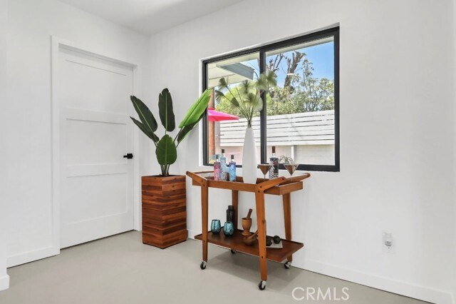 Building Photo - 3940 Cll San Antonio