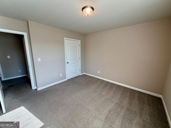 Building Photo - 126 Lexington Ave