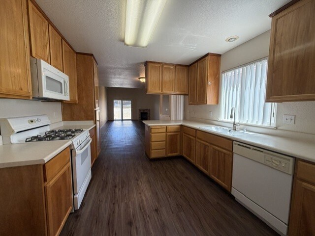 Building Photo - 1332 Glenbrook Way