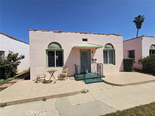 Primary Photo - 1031 Normandie Ave