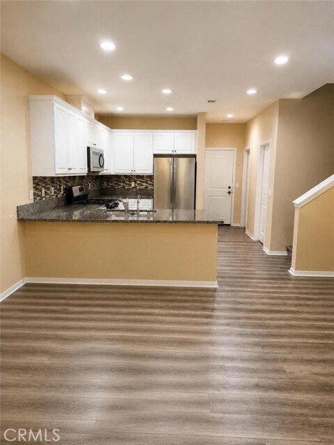 Building Photo - 2818 E Berry Loop Privado